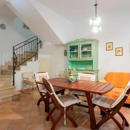 Brezza Di Limoni Villa