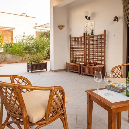 Villa Brezza Di Limoni *